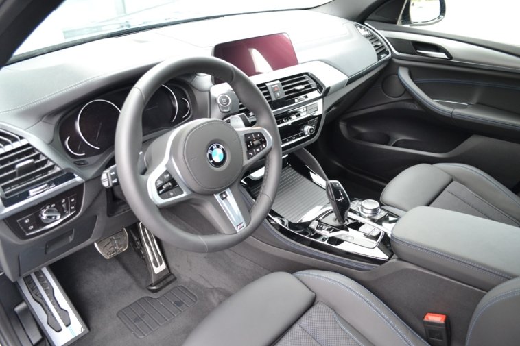 BMW X4 xDrive20d 2.0 8AT (190 л.с) 4WD xDrive20d Base